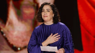 La actriz Mar&iacute;a Isasi, hija de Marisa Paredes, durante la gala de los Premios Goya 2025