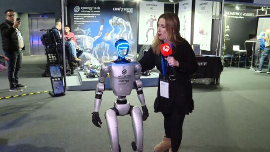 Ca&iacute;da Robot
