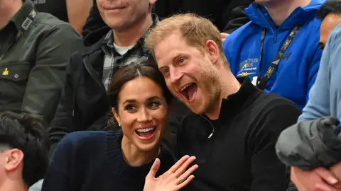 Meghan Markle y el príncipe Harry en los Juegos Invictus Meghan Markle y el príncipe Harry en los Juegos Invictus