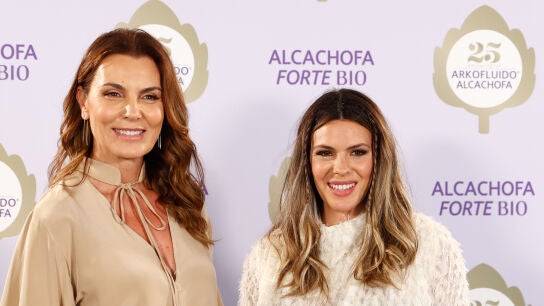 Mar Flores y Laura Matamoros