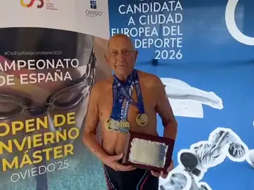 El nadador de 97 años que vive la vida como Rafa Nadal: "Me retiraré cuando el cuerpo no aguante más" El nadador de 97 años que vive la vida como Rafa Nadal: "Me retiraré cuando el cuerpo no aguante más"