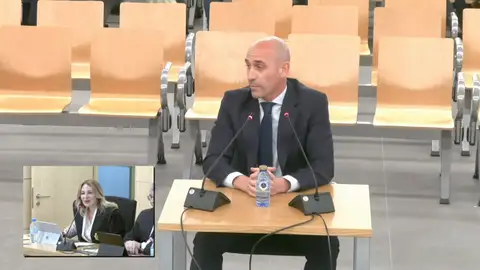 Vídeo | Declaración de Luis Rubiales ante El Juez: "Estoy Totalmento seguro de que me dio su aprobació" Vídeo | Declaración de Luis Rubiales ante El Juez: "Estoy Totalmento seguro de que me dio su aprobació"