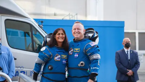 Suni Williams y Butch Wilmore, astronautas Suni Williams y Butch Wilmore, astronautas
