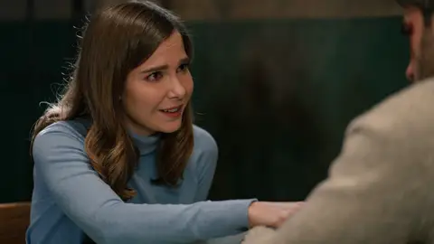 Begoña visita a Andrés en la cárcel y le pide que no se rinda: “Te juro que voy a hacer lo que sea para sacarte de aquí” Begoña visita a Andrés en la cárcel y le pide que no se rinda: “Te juro que voy a hacer lo que sea para sacarte de aquí”