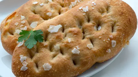 Receta casera de saladilla, de Joseba Arguiñano: es un pan típico de Granada Receta casera de saladilla, de Joseba Arguiñano: es un pan típico de Granada