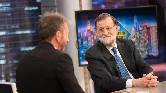 Rajoy se moja en El Hormiguero: así solucionaría el problema de la vivienda Rajoy se moja en El Hormiguero: así solucionaría el problema de la vivienda