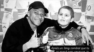 Kylian Mbappe junto a Lorenzo Kylian Mbappe junto a Lorenzo