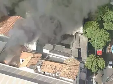 Incendio en una fábrica de Brasil Incendio en una fábrica de Brasil