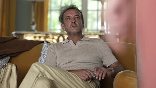 "Ese niñato dejó a Hugo tirado como un perro": Vicente descubre que fue Álex quién mató a su hijo en el próximo capítulo de Honor "Ese niñato dejó a Hugo tirado como un perro": Vicente descubre que fue Álex quién mató a su hijo en el próximo capítulo de Honor