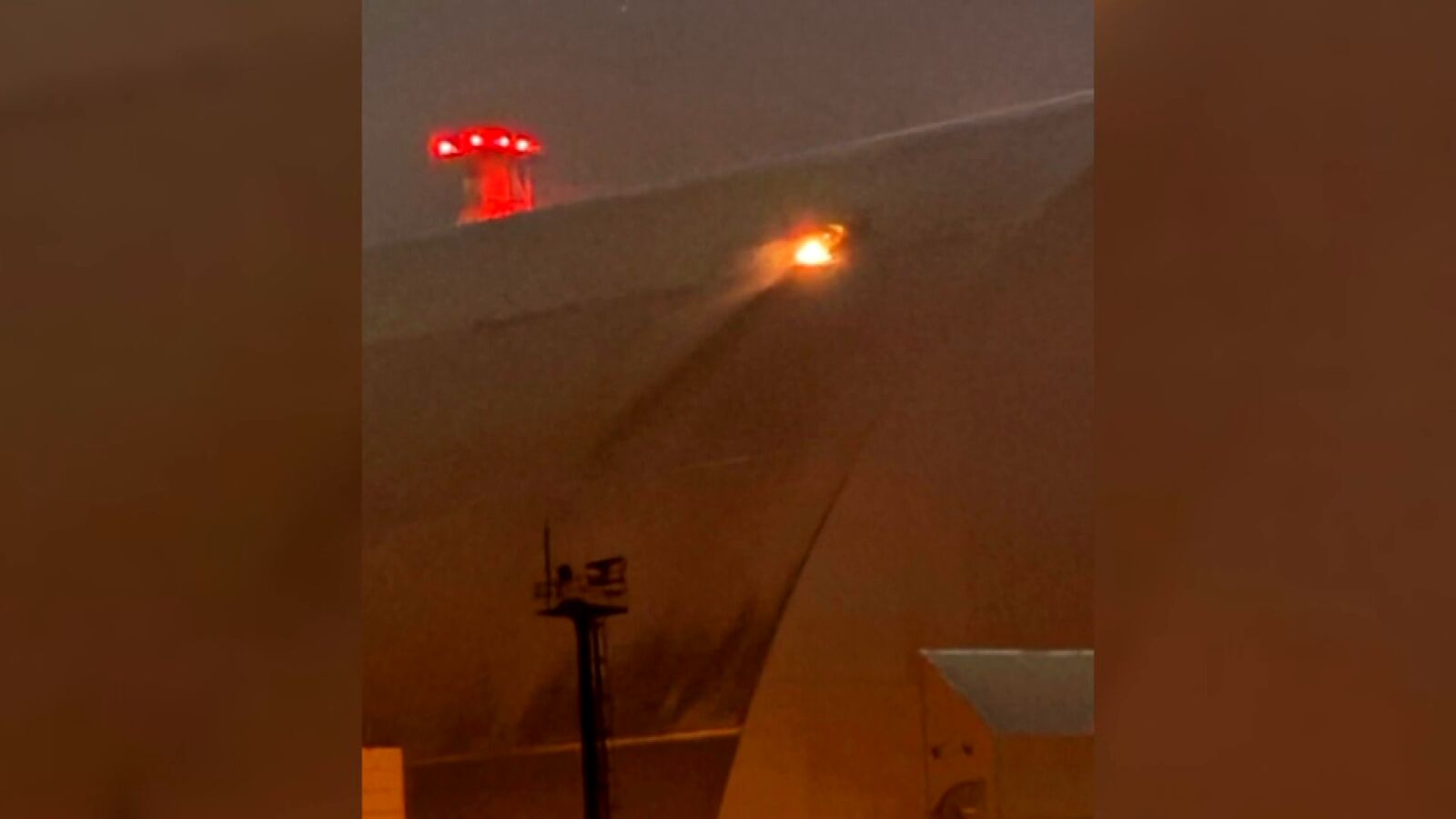 Zelenski denuncia que un dron ruso ha impactado en la central nuclear de Chernóbil
