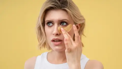 Uso incorrecto de los parches para las ojeras Uso incorrecto de los parches para las ojeras