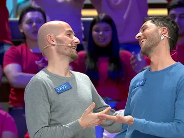 “Con los nervios no ves ni lo que tienes”: El público anima a los concursantes a utilizar el gajo de las vocales “Con los nervios no ves ni lo que tienes”: El público anima a los concursantes a utilizar el gajo de las vocales