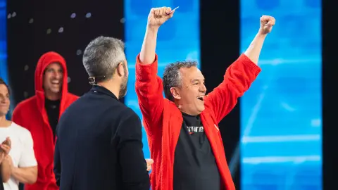 Roberto Brasero vive su mejor noche al ganar su primera gala: “Pensé que no iba a vivir este momento” Roberto Brasero vive su mejor noche al ganar su primera gala: “Pensé que no iba a vivir este momento”