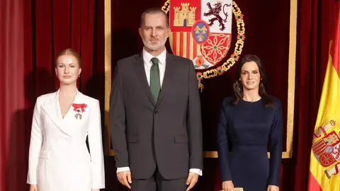 Las figuras de cera de la princesa Leonor, el rey Felipe y la reina Letizia Las figuras de cera de la princesa Leonor, el rey Felipe y la reina Letizia