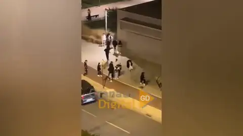 El vídeo de la pelea en Granada por una discusión de tráfico El vídeo de la pelea en Granada por una discusión de tráfico