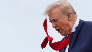 A la "derecha" de Trump en Londres
