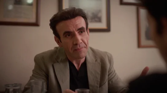 Timur comparte con Aziz Uras la lección más dura de su carrera como médico: “No puedes evitar el dolor ni huir de él” Timur comparte con Aziz Uras la lección más dura de su carrera como médico: “No puedes evitar el dolor ni huir de él”