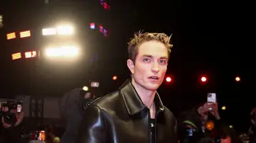 Robert Pattinson en el estreno de Mickey 17 en Londres Robert Pattinson en el estreno de Mickey 17 en Londres