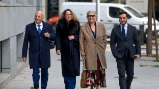 La empresaria Carmen Pano y su hija Leonor