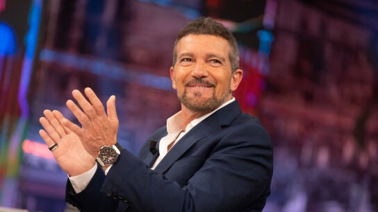 "Me enamor&eacute; de Rita Pavone": las confesiones m&aacute;s &iacute;ntimas de Antonio Banderas