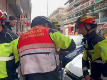 Muere un hombre al caer por el hueco de un ascensor mientras intentaba tirar a su mujer