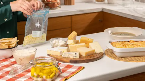 El queso y la fruta, dos grandes alimentos para tentadoras recetas de reaprovechamiento El queso y la fruta, dos grandes alimentos para tentadoras recetas de reaprovechamiento