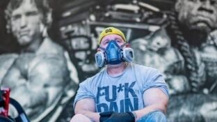 El culturista y artista MeatAXE en una imagen en su Instagram