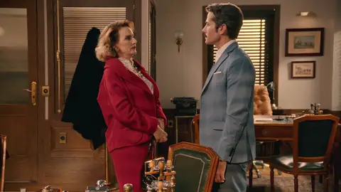 Capítulo 250 de Sueños de libertad; 20 de febrero: Doña Clara comienza a dudar si a su hijo le conviene o no su enlace con Marta Capítulo 250 de Sueños de libertad; 20 de febrero: Doña Clara comienza a dudar si a su hijo le conviene o no su enlace con Marta