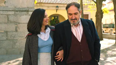 Luz se reencuentra con su padre en Barcelona gracias a Luis Luz se reencuentra con su padre en Barcelona gracias a Luis