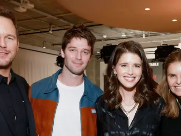 Chris Pratt, Patrick Schwarzenegger, Katherine Schwarzenegger y Maria Shriver Chris Pratt, Patrick Schwarzenegger, Katherine Schwarzenegger y Maria Shriver