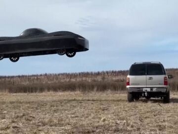 El coche volador de AlefAeronautics realiza suy primera demostración en condiciones reales