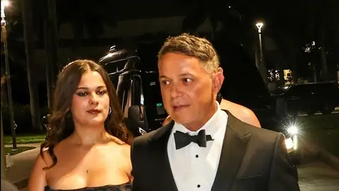 Manuela Sánchez y Alejandro Sanz Manuela Sánchez y Alejandro Sanz