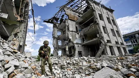La guerra entre Rusia y Ucrania cumple tres años con la incertidumbre de un acuerdo de paz a expensas de Kiev La guerra entre Rusia y Ucrania cumple tres años con la incertidumbre de un acuerdo de paz a expensas de Kiev