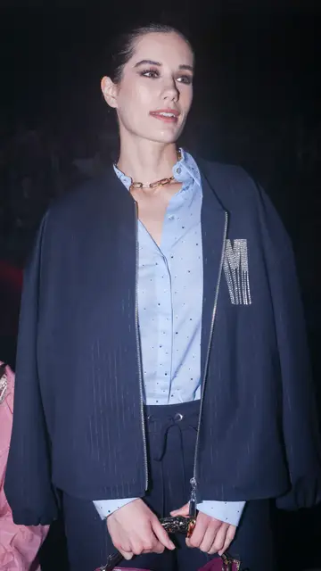 Ella, hija de John Travolta, en el desfile de Lola Casademunt en la MBFW Madrid Ella, hija de John Travolta, en el desfile de Lola Casademunt en la MBFW Madrid