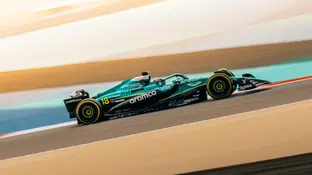 El AMR25 rueda en el circuito de Sakhir, en Bahréin El AMR25 rueda en el circuito de Sakhir, en Bahréin