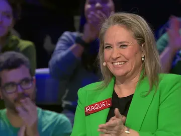“Me lo he inventado”: El comodín salva a Raquel de perder 1.325 euros tras un error en la lectura “Me lo he inventado”: El comodín salva a Raquel de perder 1.325 euros tras un error en la lectura