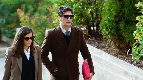 Luis Medina a su llegada para declarar en el juicio Luis Medina a su llegada para declarar en el juicio