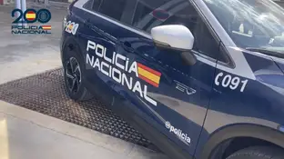 Un coche de la Policía Nacional Un coche de la Policía Nacional
