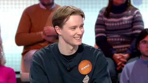 La reacción de Manu tras quedarse a una del bote de Pasapalabra: “No me lo he llevado para superar a Rafa” La reacción de Manu tras quedarse a una del bote de Pasapalabra: “No me lo he llevado para superar a Rafa”