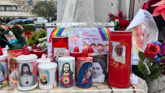 &Uacute;ltima hora del estado de salud del papa Francisco: El Pont&iacute;fice contin&uacute;a grave pero no ha vuelto a sufrir crisis respiratoria