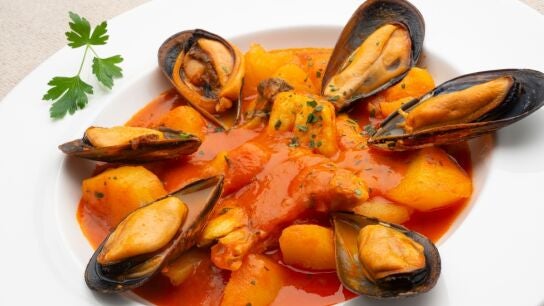 Caldereta de dorada con mejillones, de Argui&ntilde;ano: "Un &eacute;xito en todas vuestras mesas"