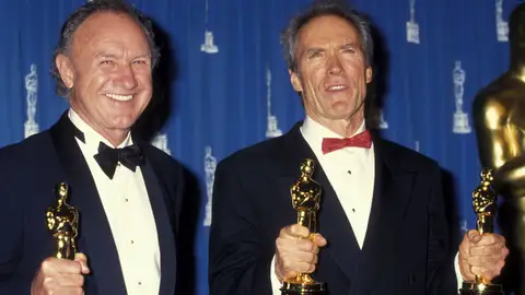 Gene Hackman junto a Clint Eastwood Gene Hackman junto a Clint Eastwood