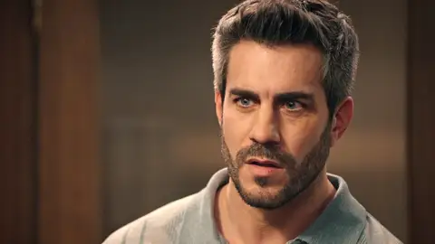 Gema, presionada por Joaquín, le cuenta a Andrés que el bebé de María no es suyo Gema, presionada por Joaquín, le cuenta a Andrés que el bebé de María no es suyo