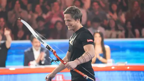 Gotzon demuestra su gran puntería con el arco: “Has superado algo que no ha hecho ningún concursante” Gotzon demuestra su gran puntería con el arco: “Has superado algo que no ha hecho ningún concursante”