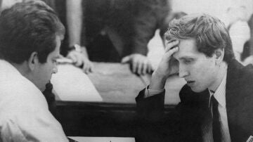 Boris Spassky (i) en la 'partida del siglo con Bobby Fischer