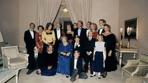 Bodas de oro de Juan de Batternberg y María de las Mercedes de Borbón Bodas de oro de Juan de Batternberg y María de las Mercedes de Borbón