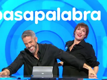 Roberto Leal, acalorado por el baile de Cristina Alcázar: “Esto va a ser muy difícil” Roberto Leal, acalorado por el baile de Cristina Alcázar: “Esto va a ser muy difícil”