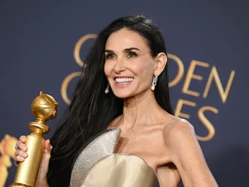Demi Moore, tras ganar el Globo de Oro a Mejor actriz de comedia o musical por La sustancia Demi Moore, tras ganar el Globo de Oro a Mejor actriz de comedia o musical por La sustancia
