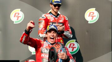 Marc Márquez celebra su victoria en el GP de Tailandia