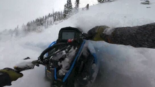Aidan Croft, piloto que sufri&oacute; una avalancha